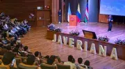 Yesenia Niño, gerente de Cinecolor, empresa representante de Disney en Colombia, durante su conferencia en la Javeriana Cali